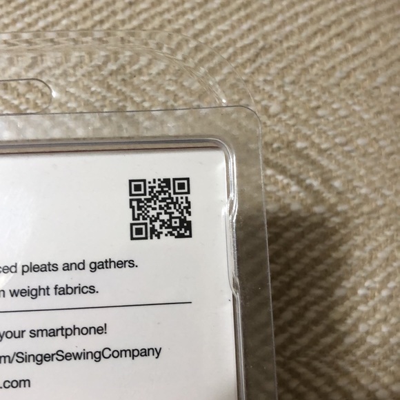 Singer Ruffler Foot - Picture 5 of 7